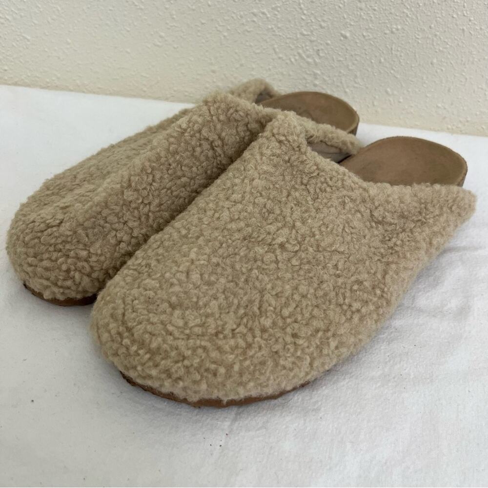 MADDEN GIRL Cozie Faux Sherpa Slip Ons Womens Size 6.5